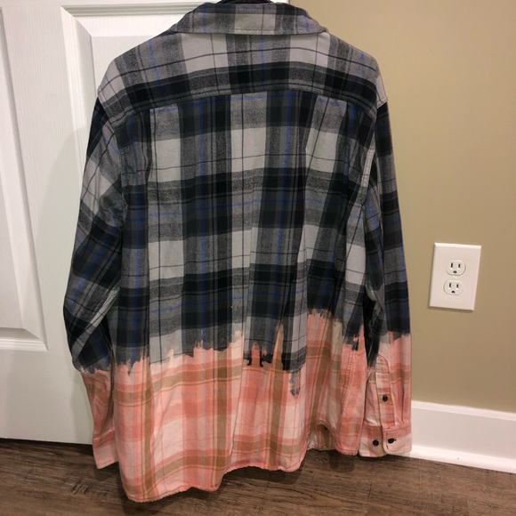 Two toned flannel - Picture 3 of 3